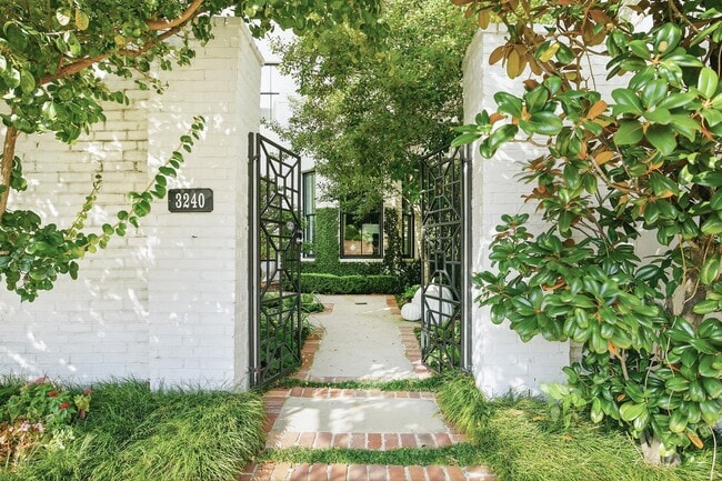 Photo - 3240 Bammel Ln