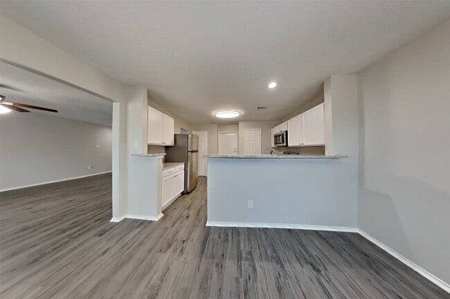 Photo - 4023 Sand Ripple Ln