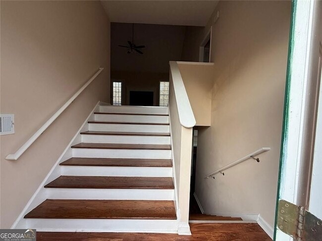 Photo - 175 River N Ct