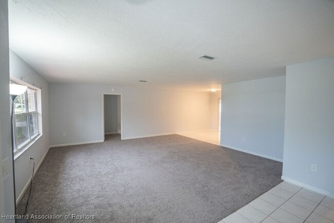 Photo - 702 Catfish Creek Rd