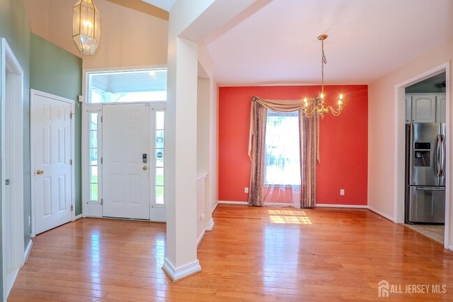 Photo - 31 Hawthorn Dr