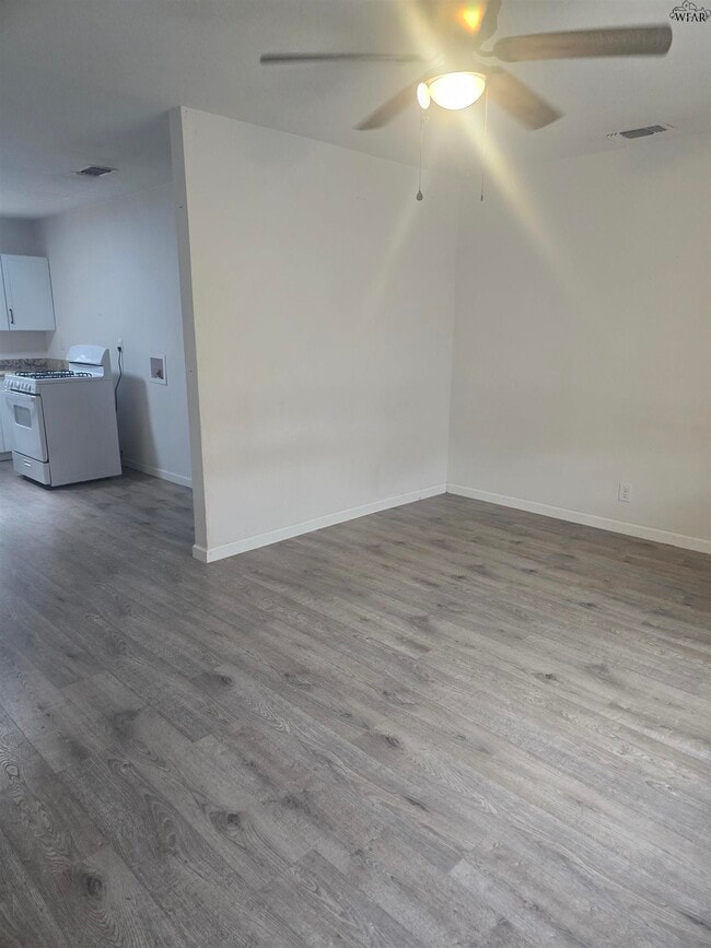 Photo - 1108 Covington St