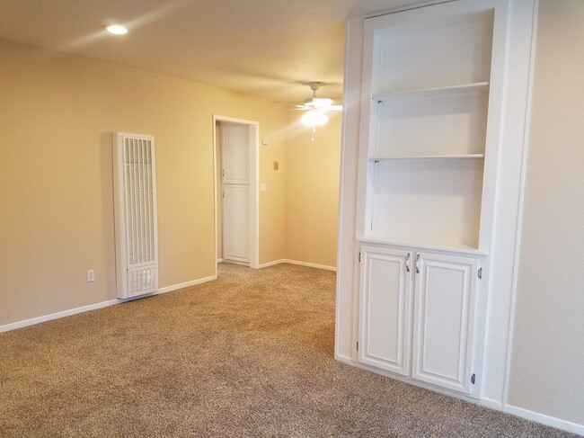 Photo - 3654 42nd St