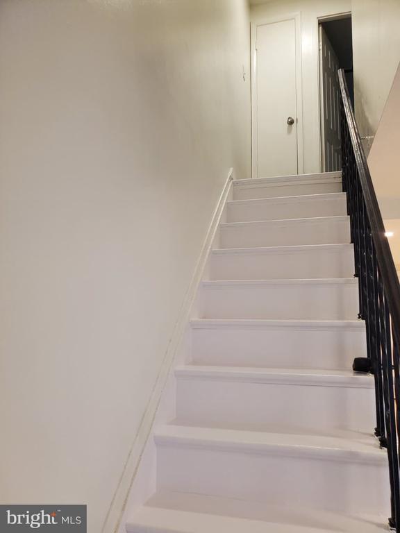 Photo - 1909 Dutch Village Dr