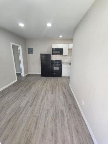 Photo - 260 NW 11th Ave Unit 2