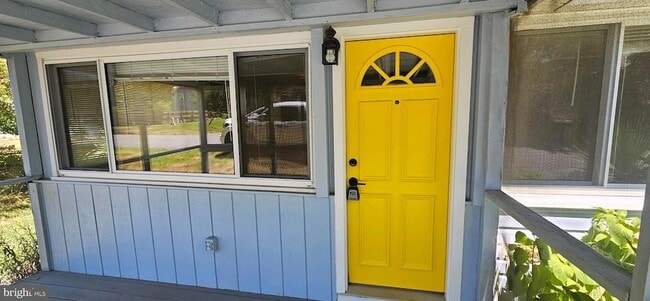Photo - 1398 Nancy St