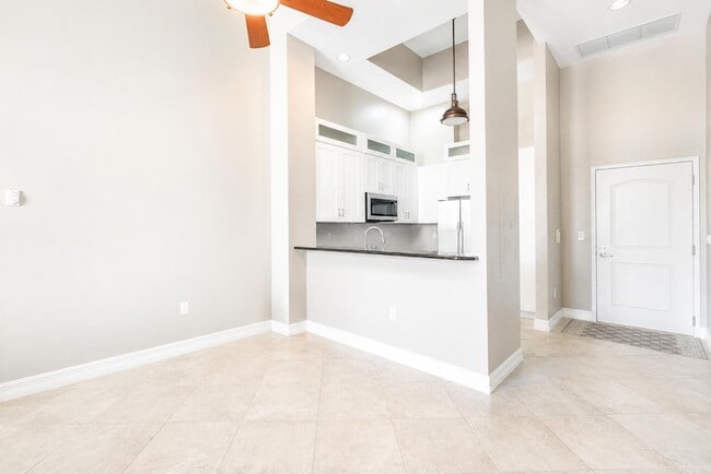 Photo - 701 S Olive Ave Unit 303