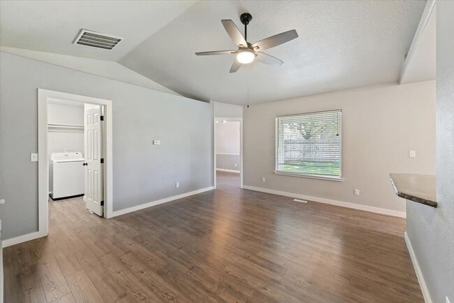Photo - Stylish 3-Bed Home with Spacious Backyard ...