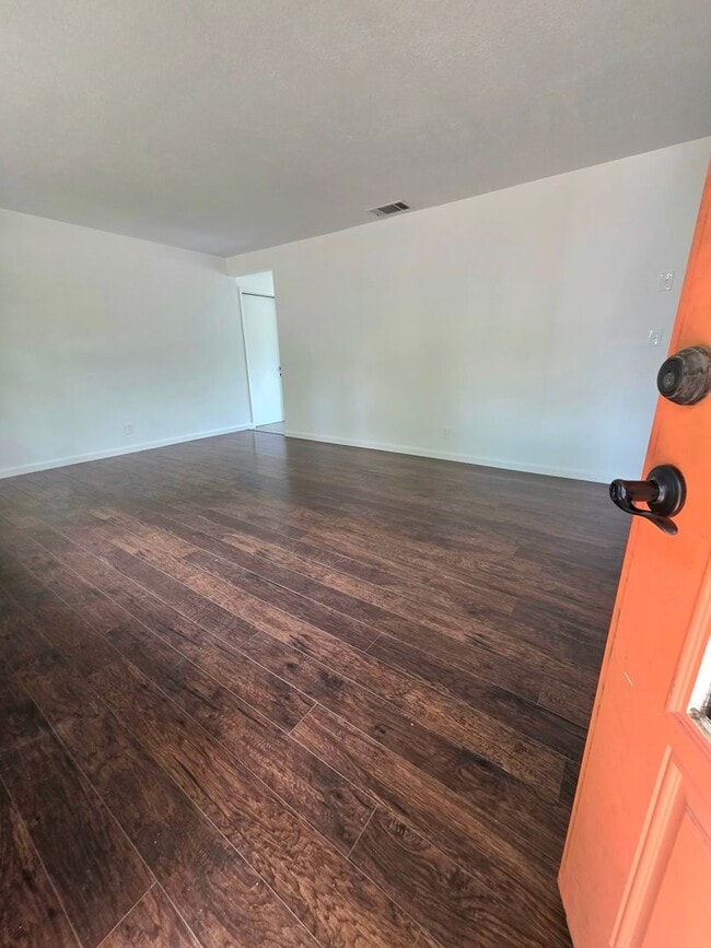 Photo - 3 BED/1 BATH LOCATED IN REDDING, CA