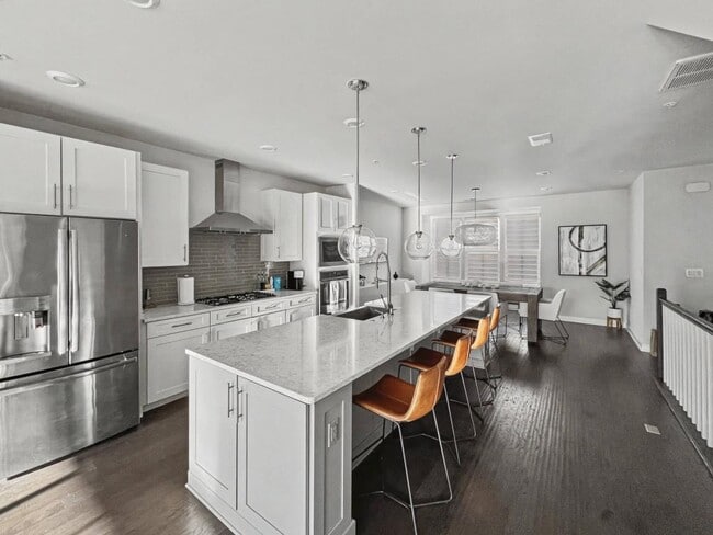 Photo - 20454 Taft Terrace