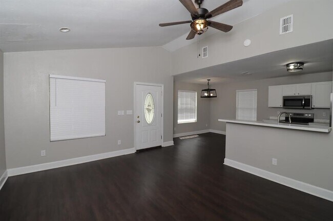 Photo - 1944 Pasco St House