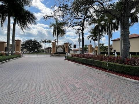 Photo - 2173 SE 2nd St