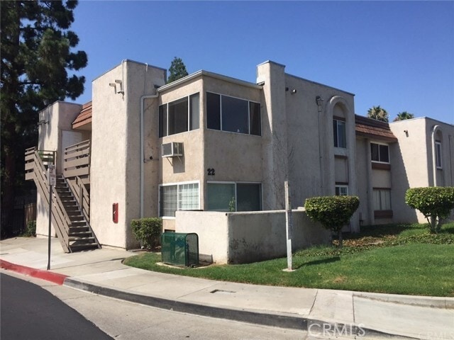 Photo - 212 S Kraemer Blvd Unidad 2206 Rental