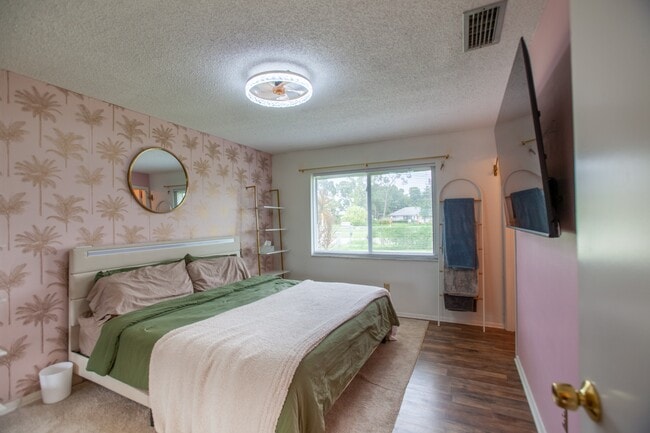 Photo - 1323 Torreya Cir