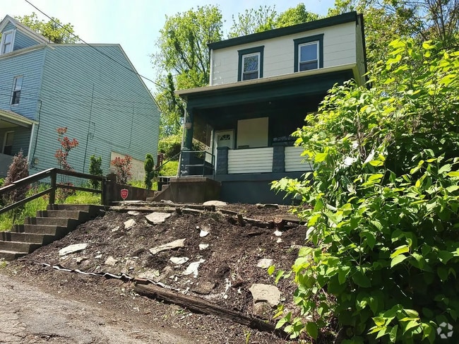 Building Photo - 3017 Wadlow St Rental