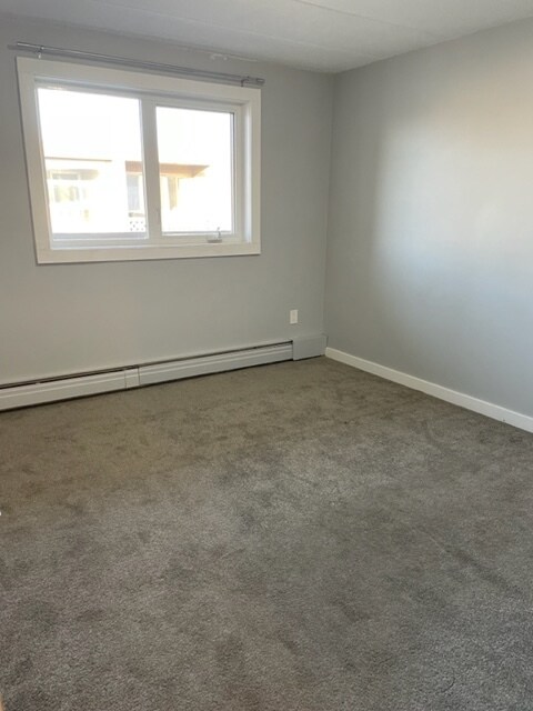 Photo - 2210 Angus St