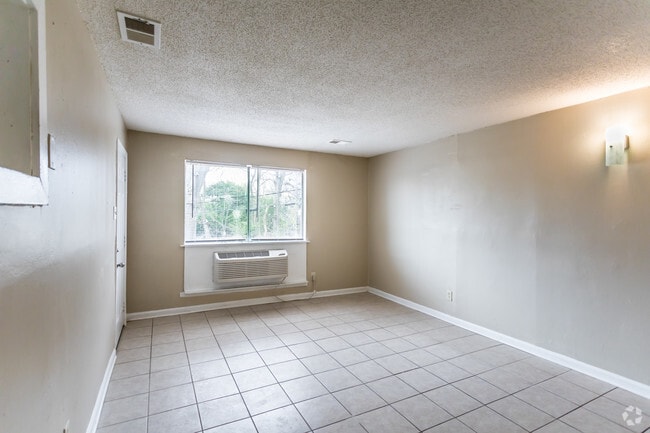 2 BR, 1 BA - 630 SF - Medical Center Apartments