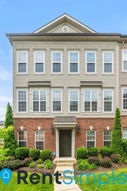 Photo - 15375 Rosemont Manor Dr