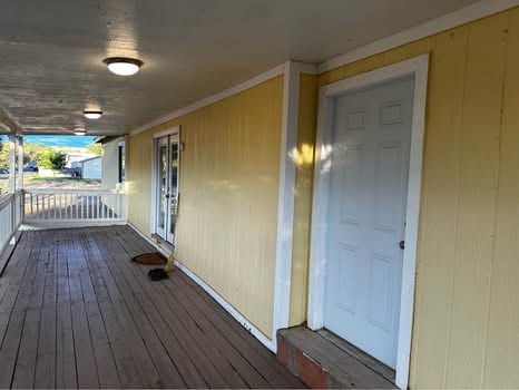 Photo - 111 E 7th St