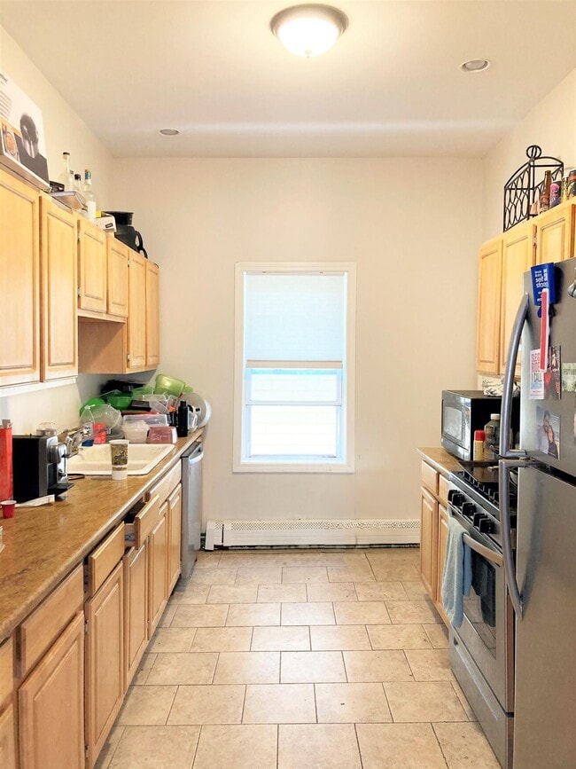 Photo - 71 Cross St Apartments Unit 2
