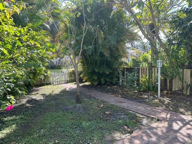Photo - One bedroom, one bath beautiful home near Crescent Lake- move in now- 1/2 off first month rent an...