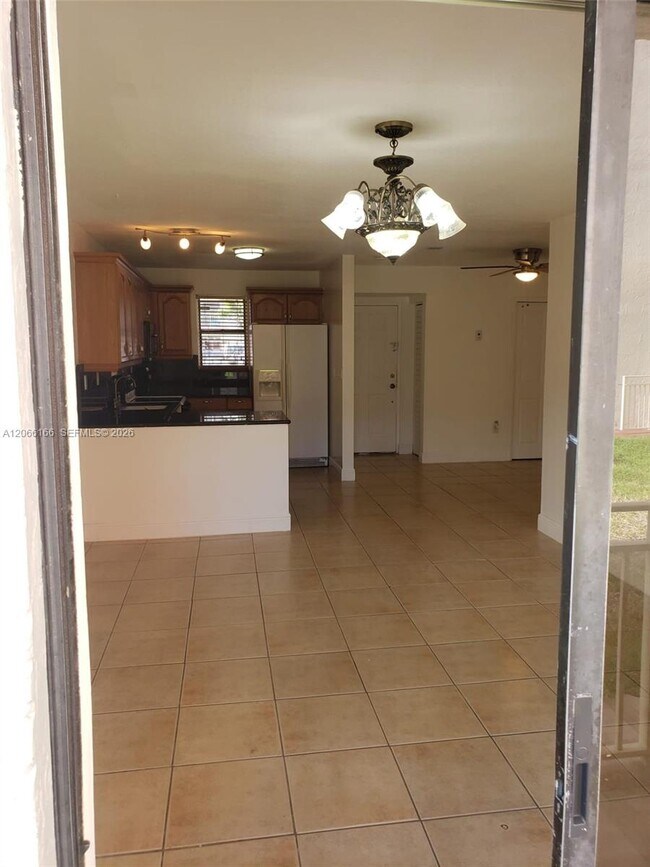 Photo - 8425 NW 8th St Unidad 104