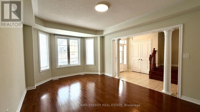 Photo - 53 Raven Cross Ave