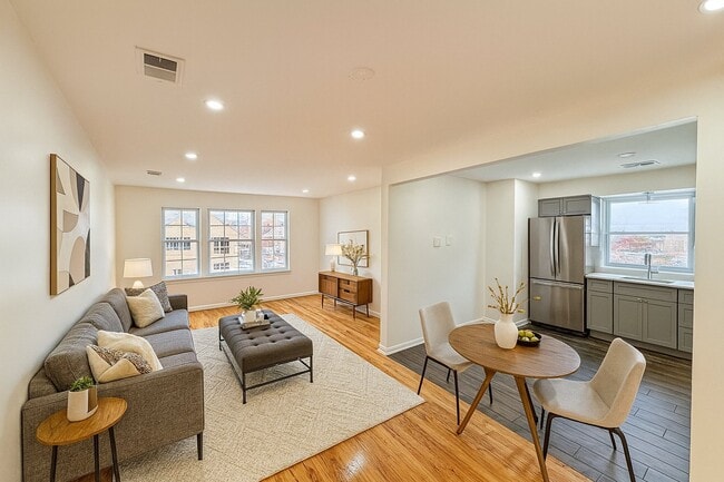 Photo - 156 Ridgewood Ave Unidad 1