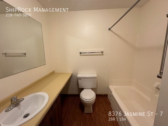 Photo - Meadowbrook 8379-#7 Unit 7