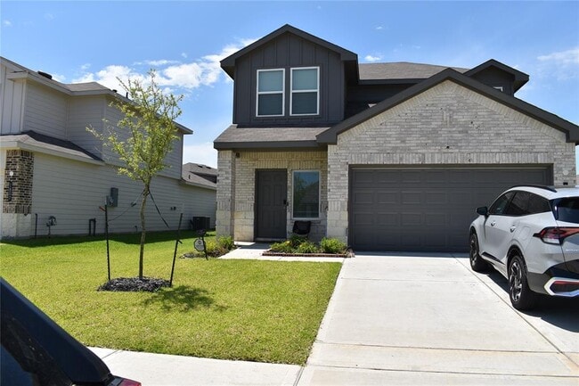 Photo - 1811 Legacy Hills Dr House