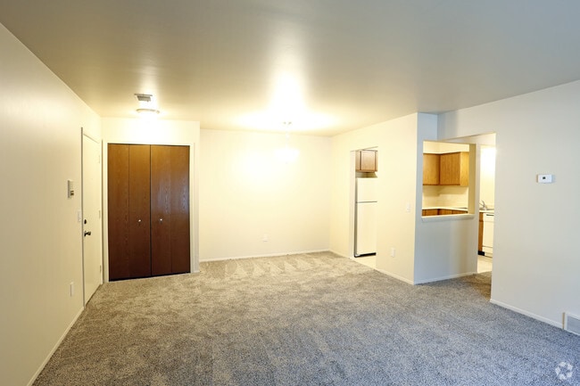 Living Room - Colony Hill Apartments