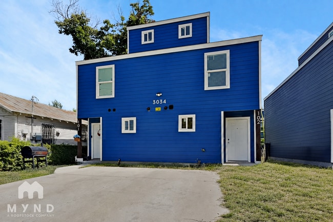 Building Photo - 3034 W Salinas St