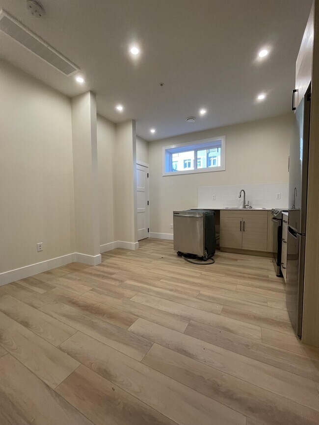 Photo - 8717-8110 110 St NW Unit BSMT