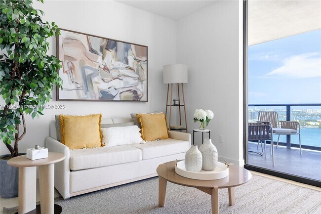 Building Photo - 159 NE 6th St Unit 2916 Rental