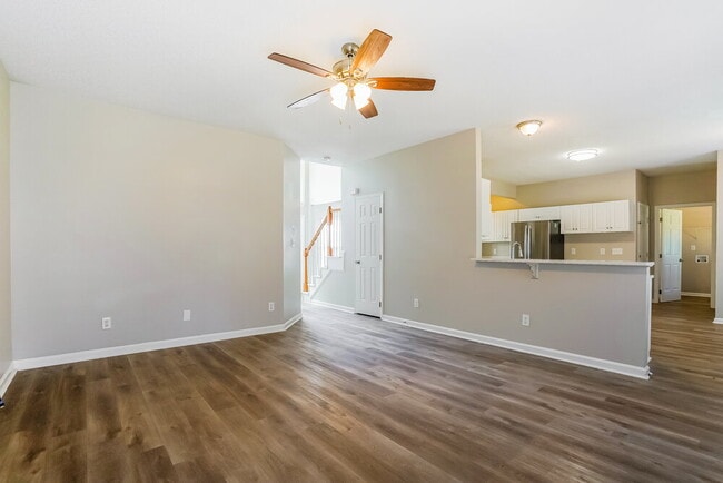 Photo - 8817 Whitby Ct