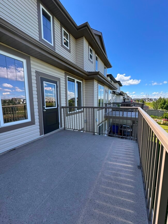 Photo - 6664 Cardinal Rd SW