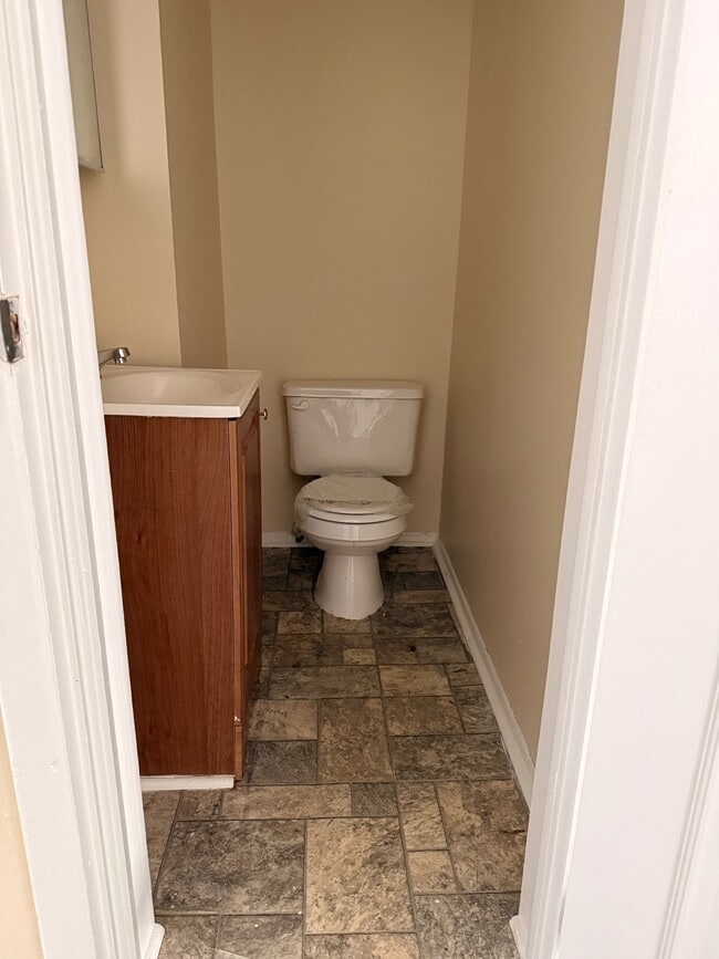 Photo - 226 Martin St