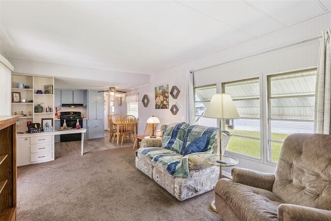 Photo - 77 Wildwood Ln