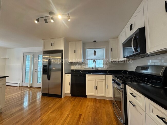 Photo - 30 Gables Cir