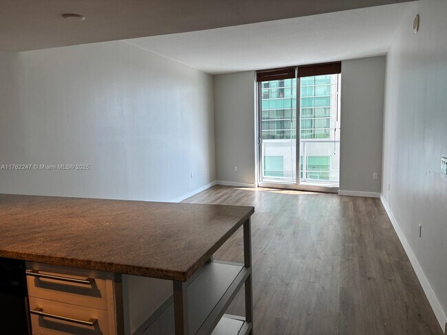 Photo - 185 SW 7th St Unit 1410