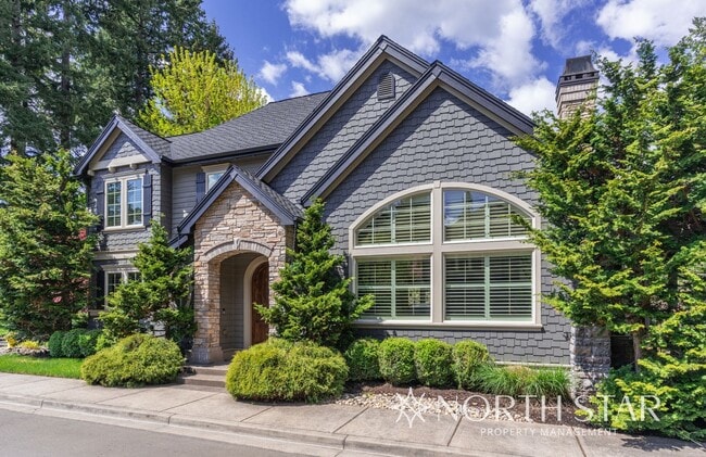 Idyllic Lake Oswego Home - Idyllic Lake Oswego Home