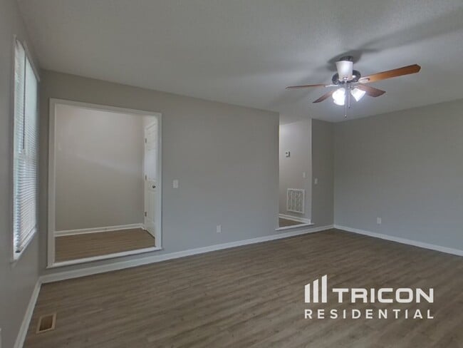 Photo - 204 Kemsing Rd