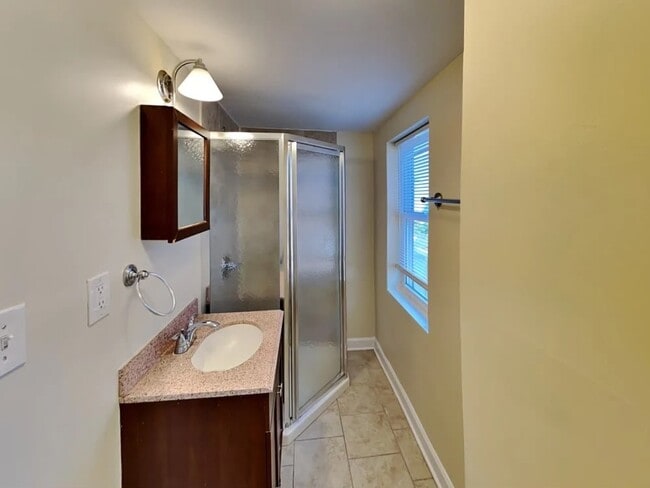 Photo - 3110 N Austin Ave