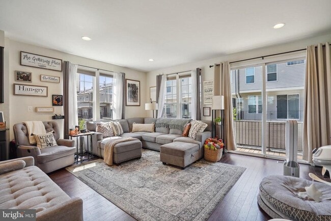 Photo - 8944 Dahlgren Ridge Rd