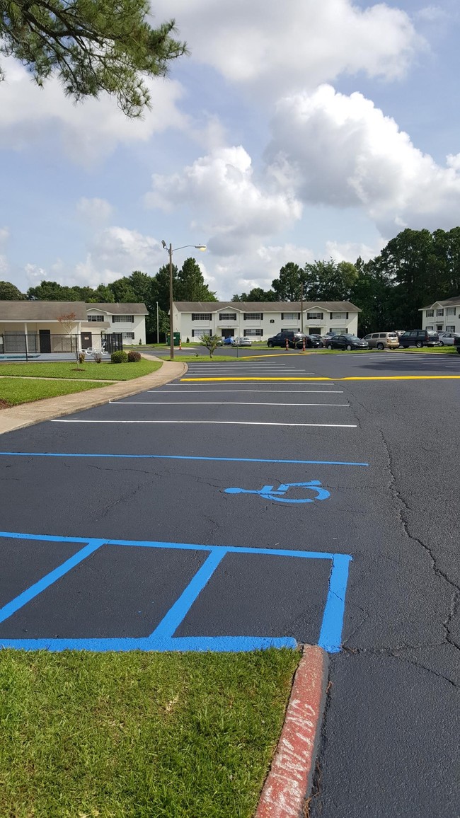 Summer Chase Apartments