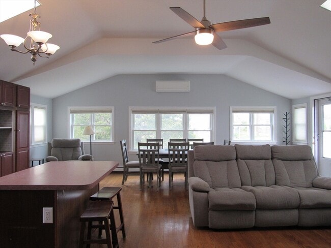Photo - 9 Saltworks Ln