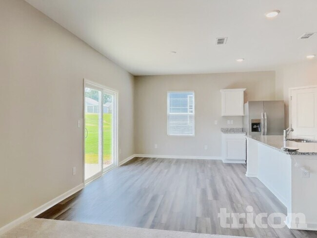 Photo - 229 Babbling Brk Dr