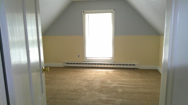 Dormitorio 3 - 38 Mechanic St Unidad 2