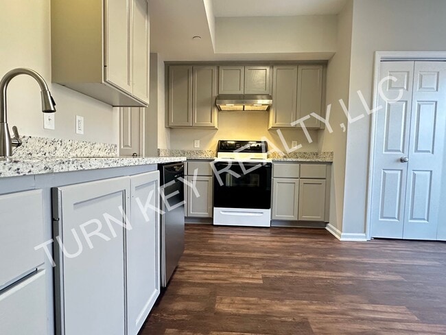 Photo - Townhome for rent in Alabaster