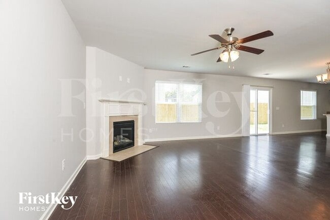 Photo - 5884 Cheshire Cove Trail